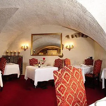 Castel Rundegg 4*