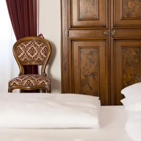 Castel Rundegg Hotel