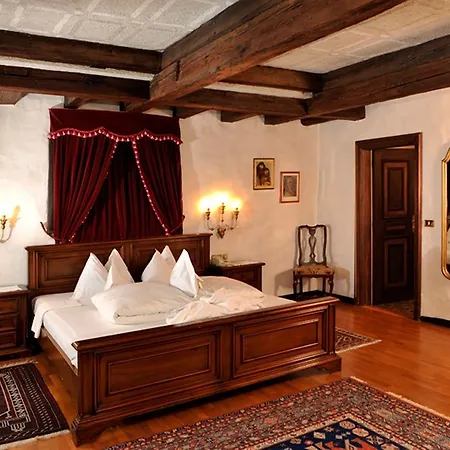 Castel Rundegg Hotel 4*