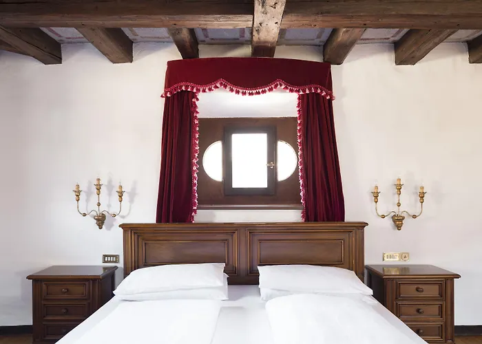 Hotel Castel Rundegg (adults Only) 4*